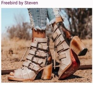 Freebird by Steven Women's Tan Leather Heeled Sandals